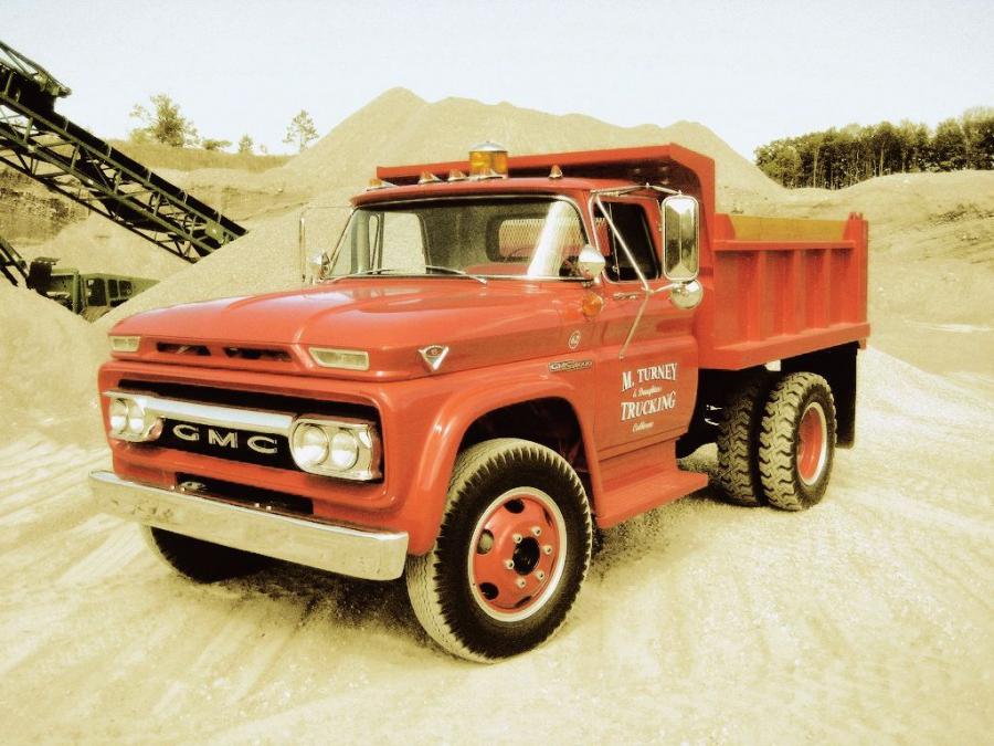  GMC 4000 Dump Truck 1962 года  (фото 1 из 1)